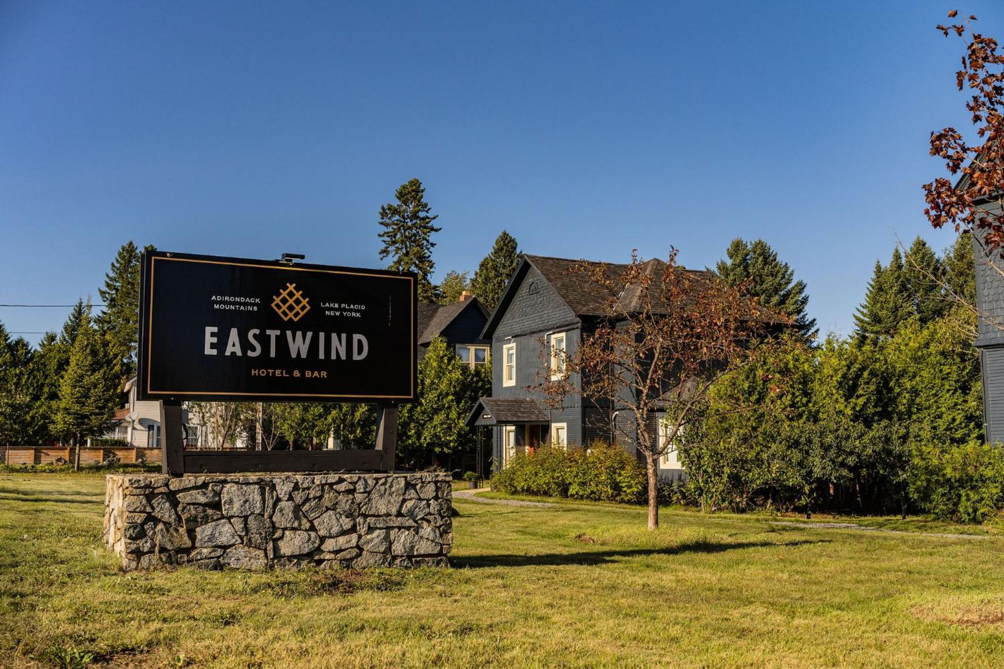 Eastwind Hotel לייק פלאסיד מראה חיצוני תמונה